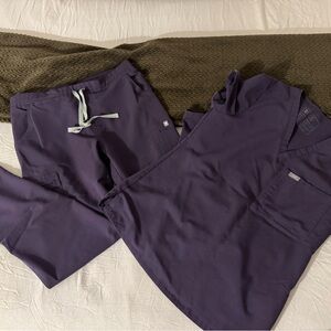 Figs Purple top/ yola bottom